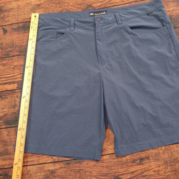 Travis Mathew Bermuda Performance Stretch Golf Shorts Men's 38 Blue Pinstripe - Picture 4 of 8